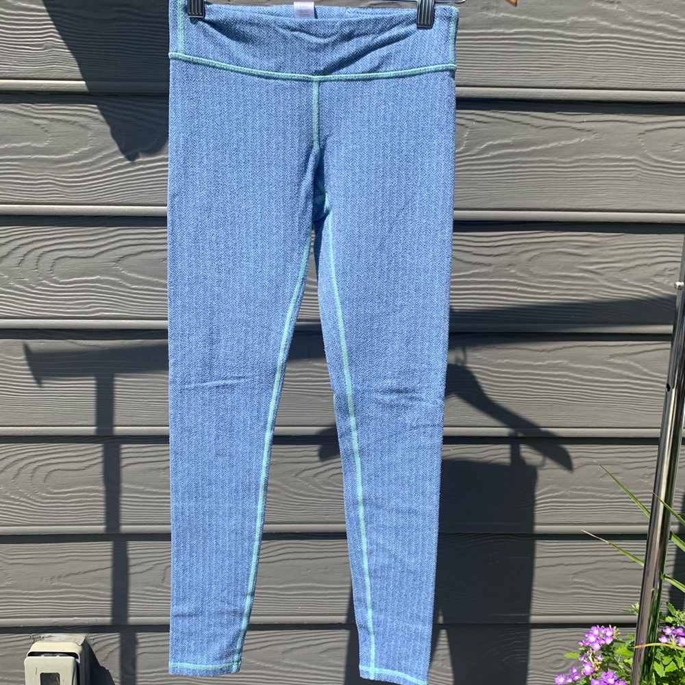 ivivva yoga pants